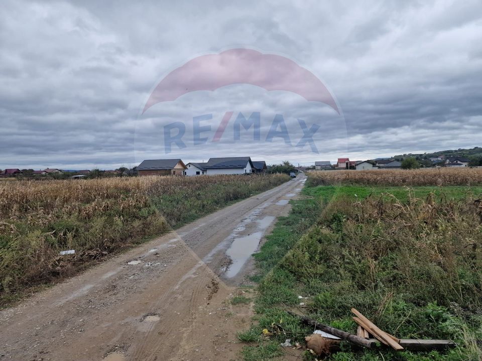 Land 3,555sqm Hemeius / Strada Gradinarilor