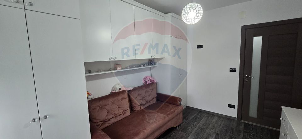 4 room Apartment for sale, Central area