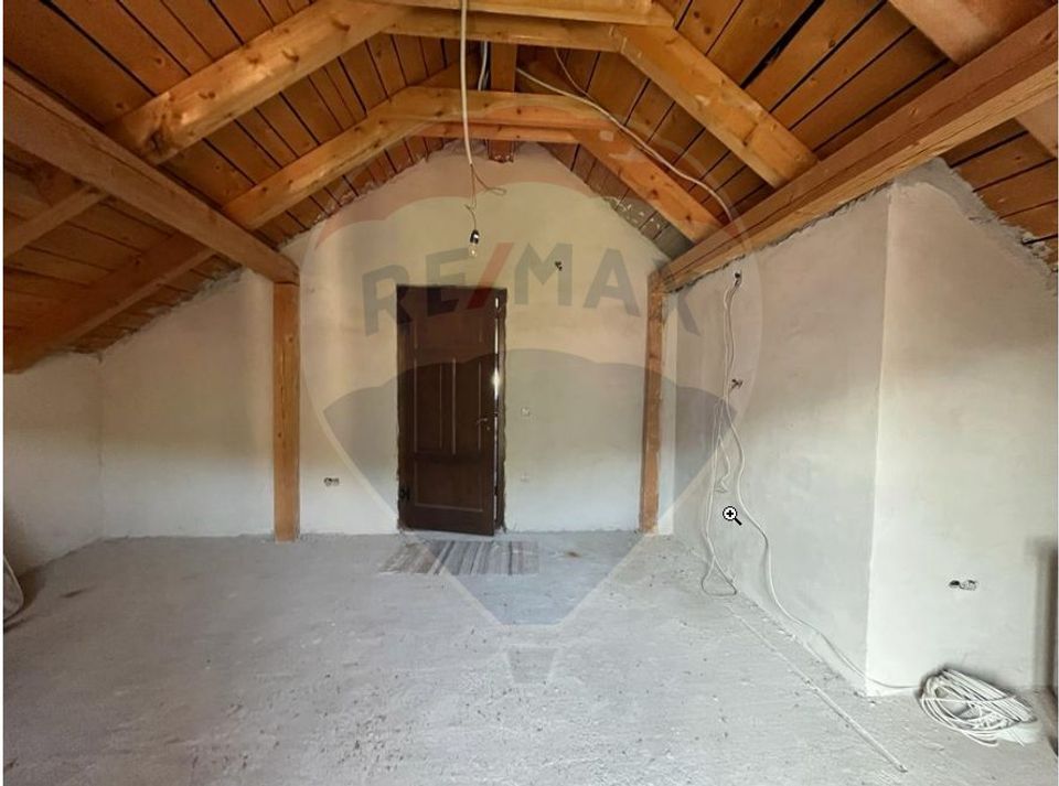 Vilă  de vânzare in Sadu