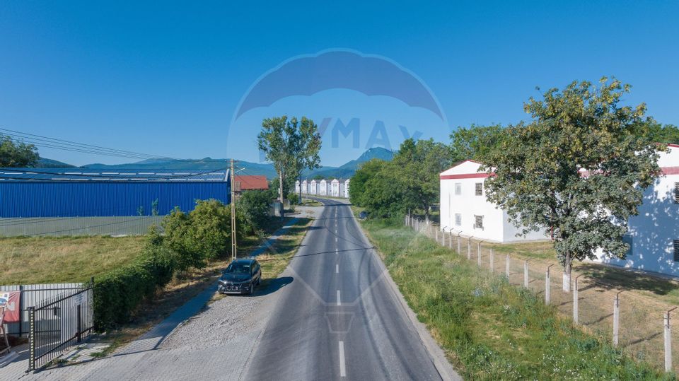 Teren Industrial, 3300 mp,  / DJ 112D, Carpinis