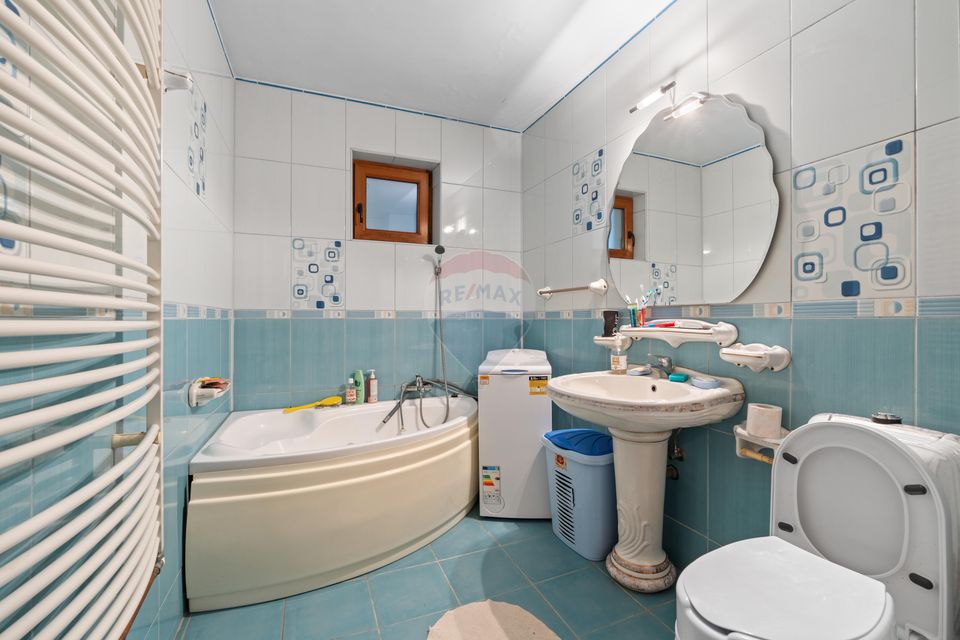 Casă / Vilă cu 6 camere de vânzare - Oraselul Copiilor