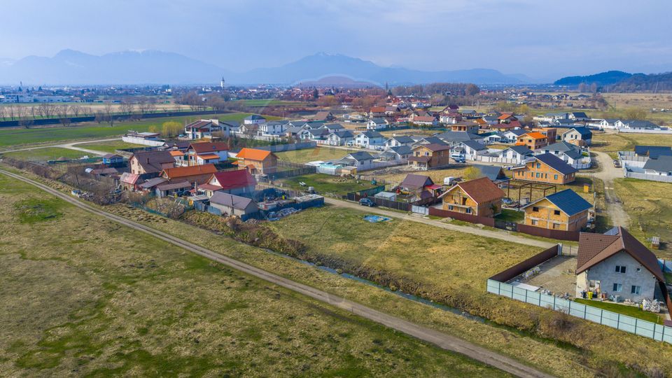 Land 1,016sqm Harman / Strada Horia Lovinescu