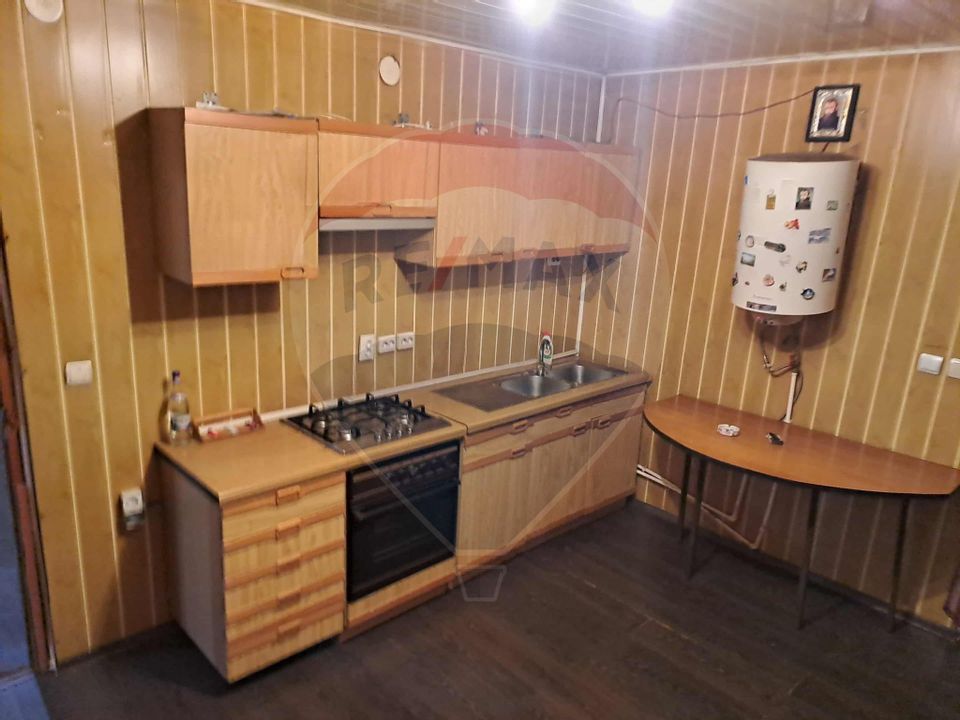 5 room House / Villa for sale