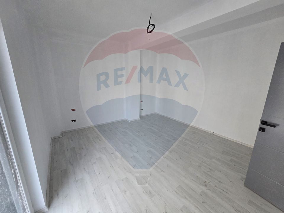 Apartament 2 camere finisat complet, în bloc nou cu lift, zona intim