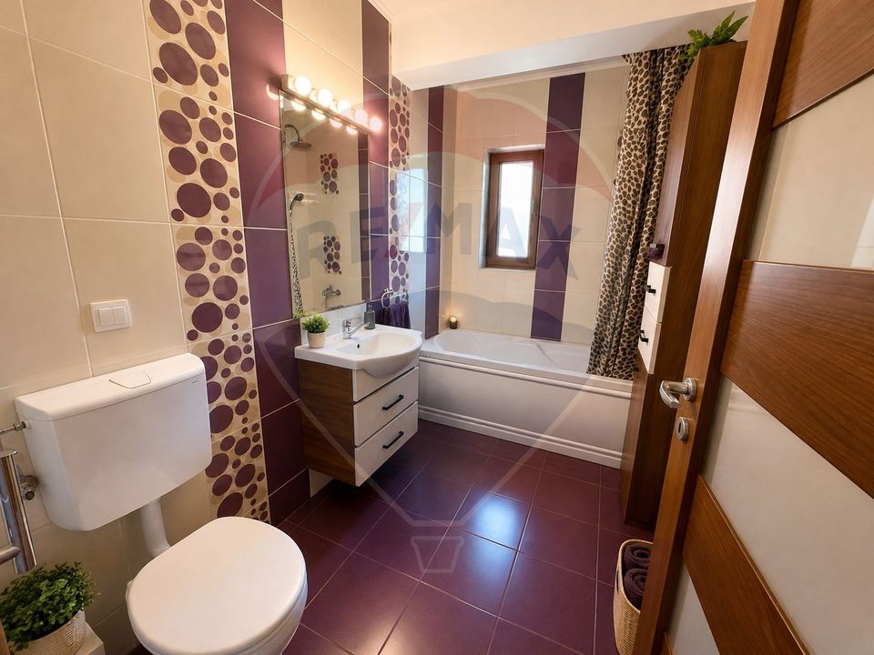 COMSION 0% Apartament cu 3 camere de vânzare cu loc de parcare