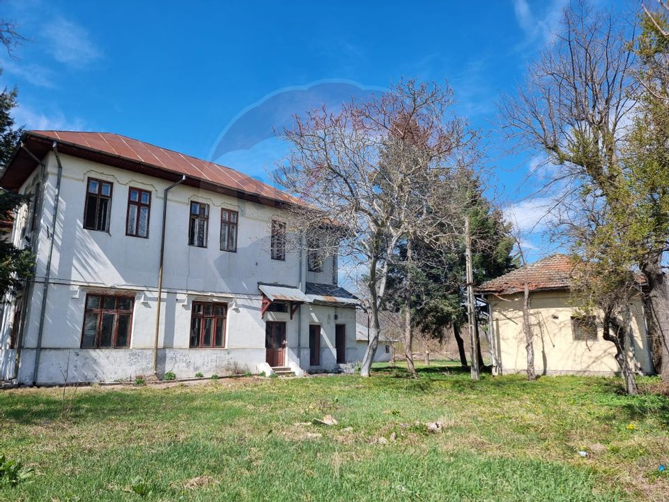 403sq.m Proprietate specială for sale, Central area