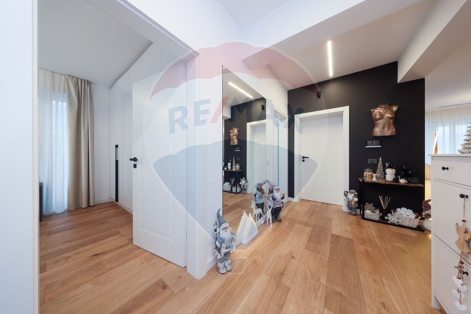 Casă  prima utilizare  -  4 camere teren 467