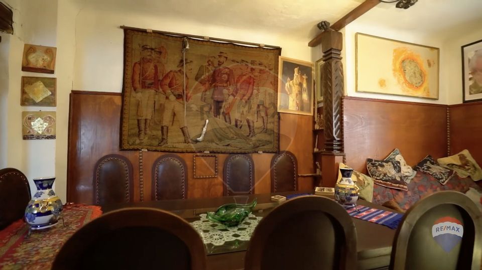 Casă cu poveste în Zamora, Bușteni