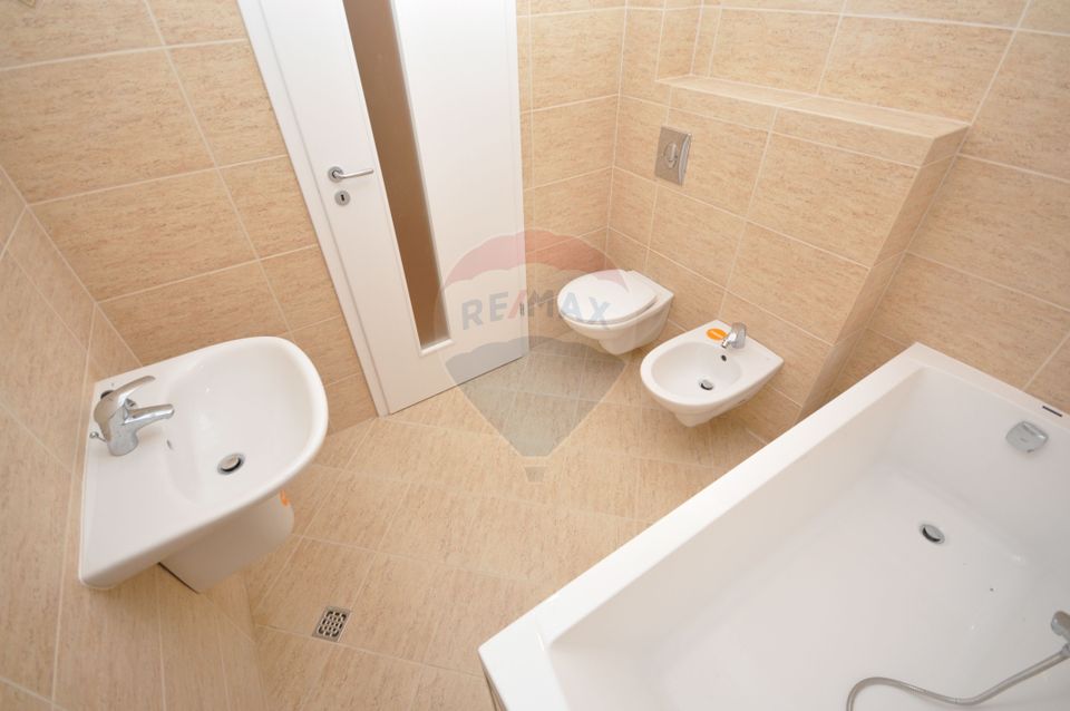 Vanzare apartament cu 2 camere, Urban Residence.