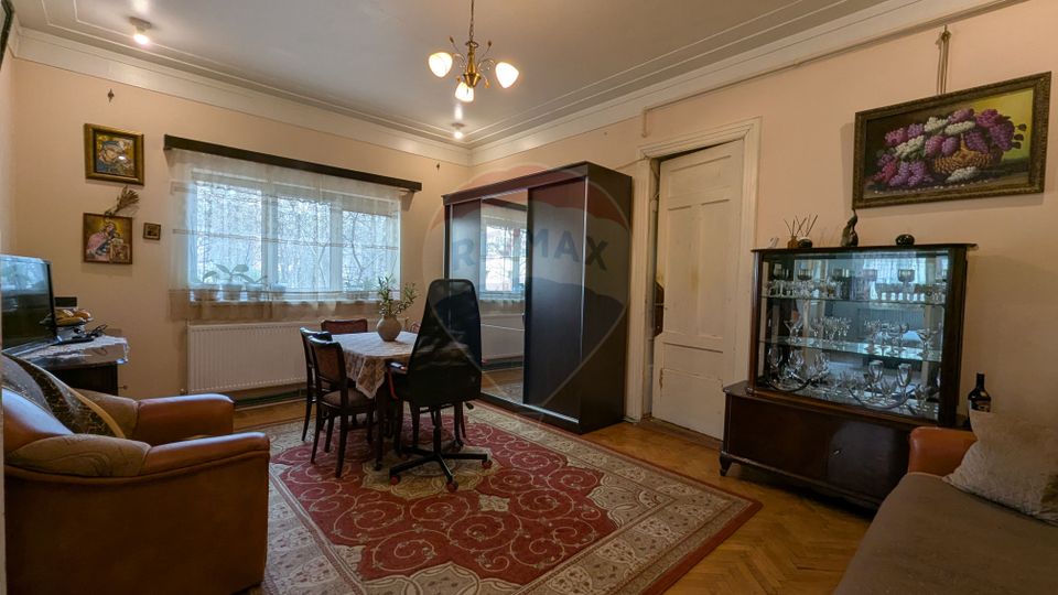 Vânzare Casă / Vilă cu 11 camere  în zona Iancului