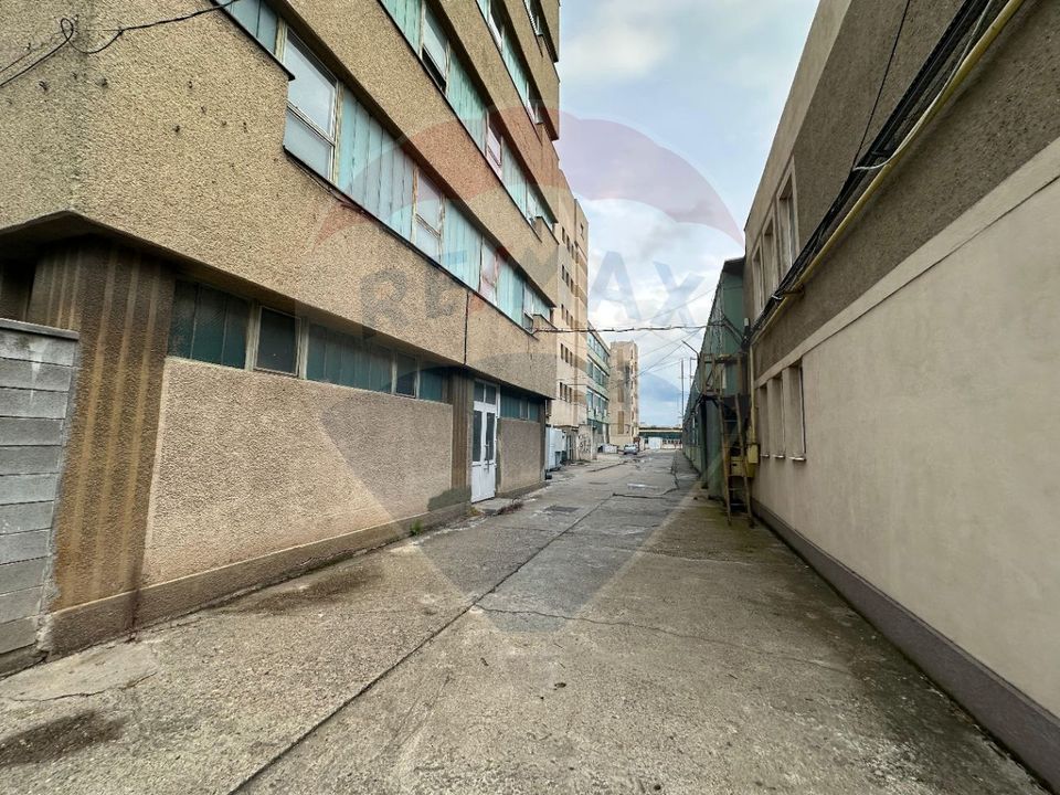 1,100sq.m Industrial Space for rent, Aurel Vlaicu area