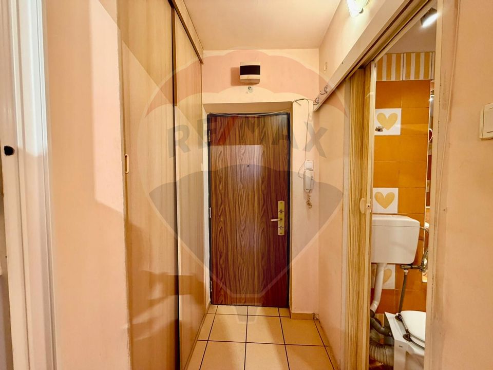 Vanzare garsoniera Metrou Costin Georgian