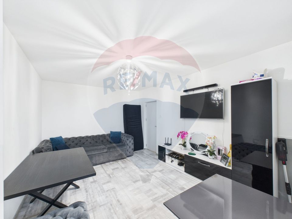 Apartament 2 camere decomandat, complet renovat – Chitila