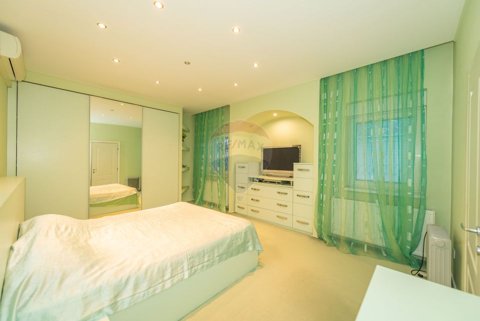 Apartment 3-4 rooms, ground floor villa 2009 Mosilor subway Obor