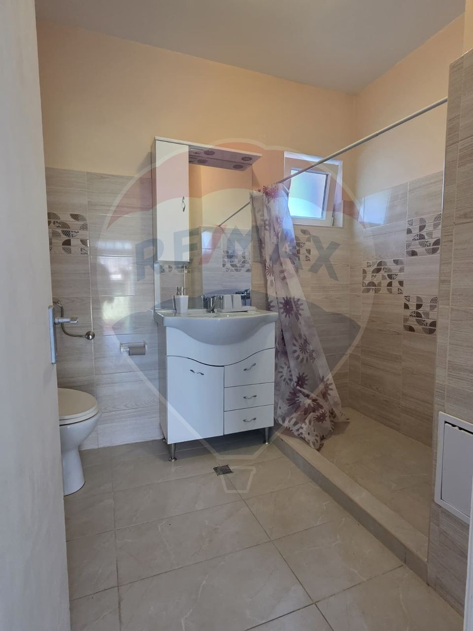 Casă / Vilă de vânzare in Medias, str. Ghioceilor