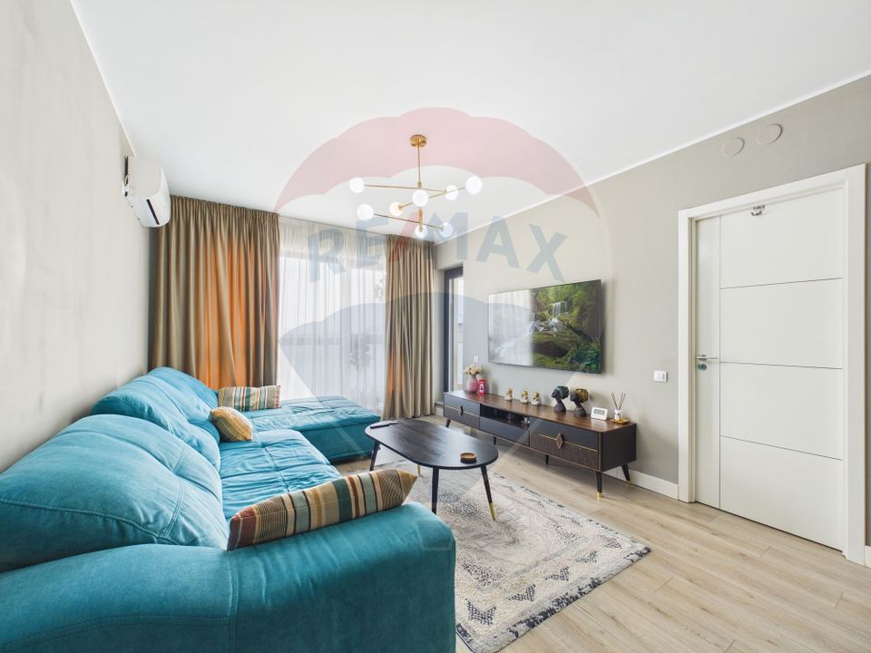 Apartament cu 3 camere de vânzare în zona Aviatiei