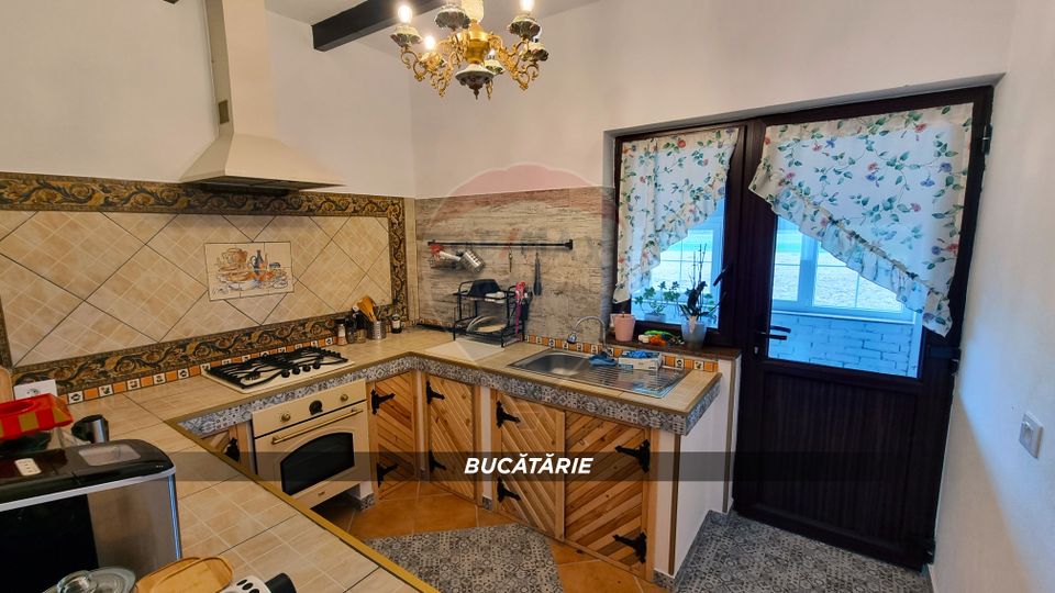 5 room House / Villa for sale