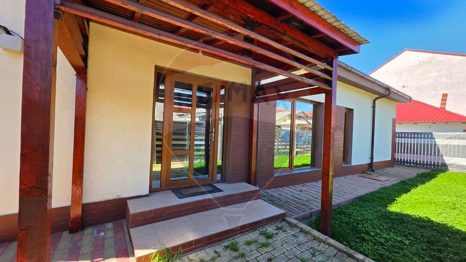 3 room House / Villa for sale