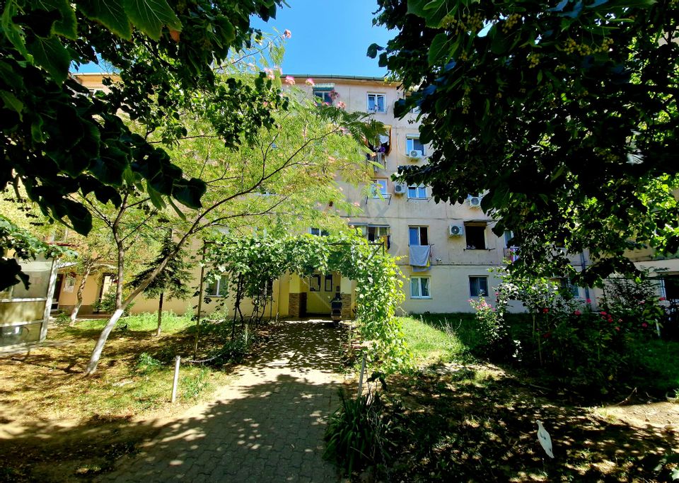 Garsonieră CF3 renovata si utilată complet, etaj 2, zona Vlaicu