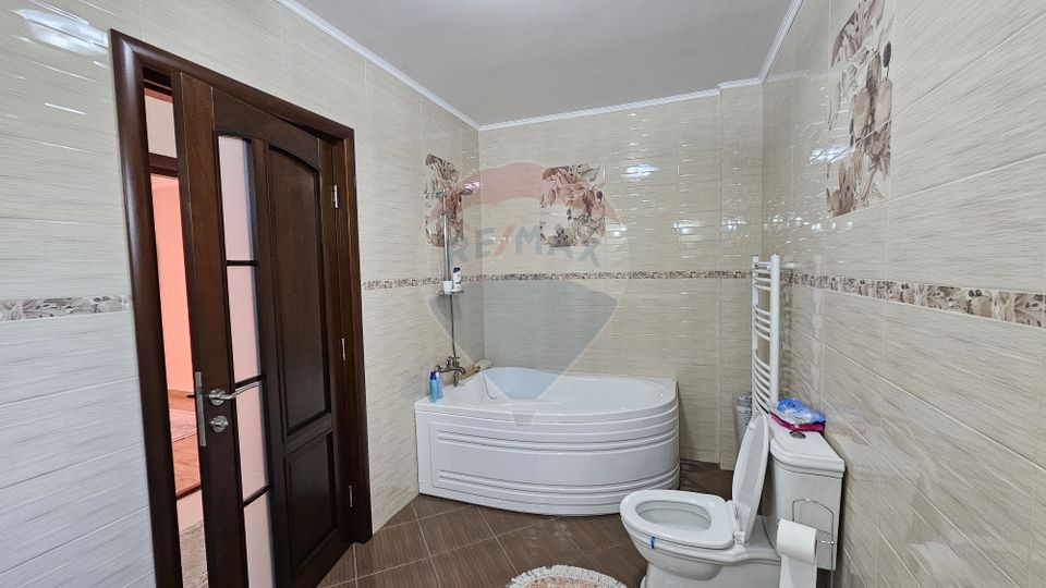 Doua Vile cu teren intravilan de 1080mp in orasul Suceava