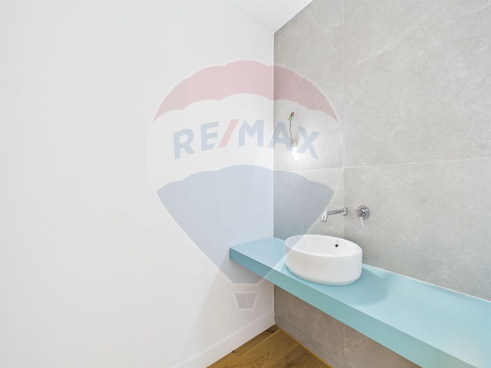 Vila moderna cu finisaje premium in Amber Forest – zona de Nord