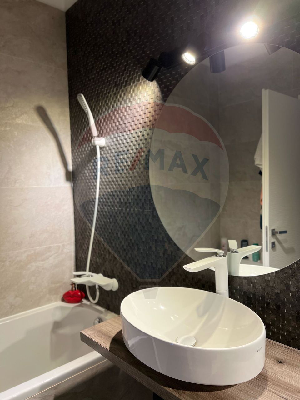 Apartament 2 camere Parkview