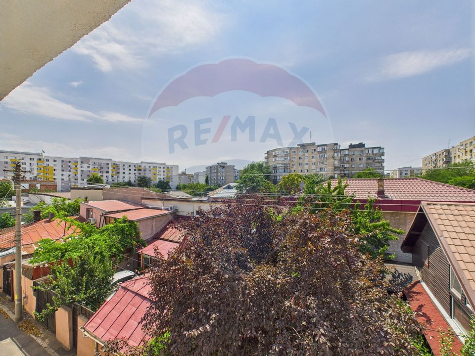 Casa/Vilă  cu 2 etaje  Petre Ispirescu- Sebastian, renovata complet