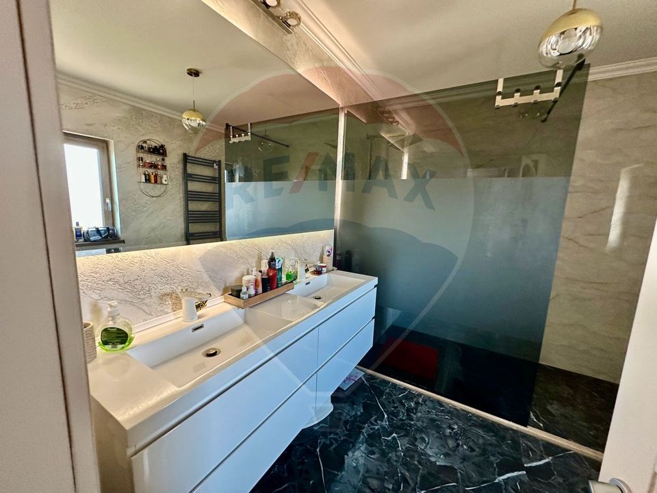 7 room House / Villa for sale