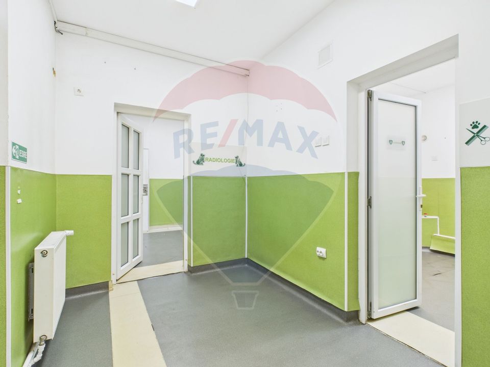 Casa / Spațiu comercial cu 5 camere si 300mp curte, in Bd. Gloriei