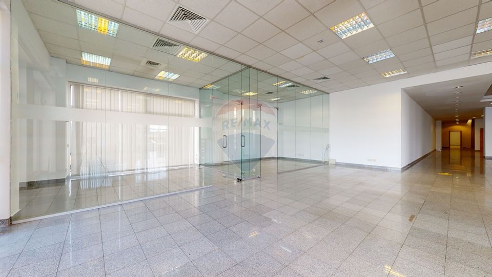 420sq.m Office Space for rent, Centrul Civic area