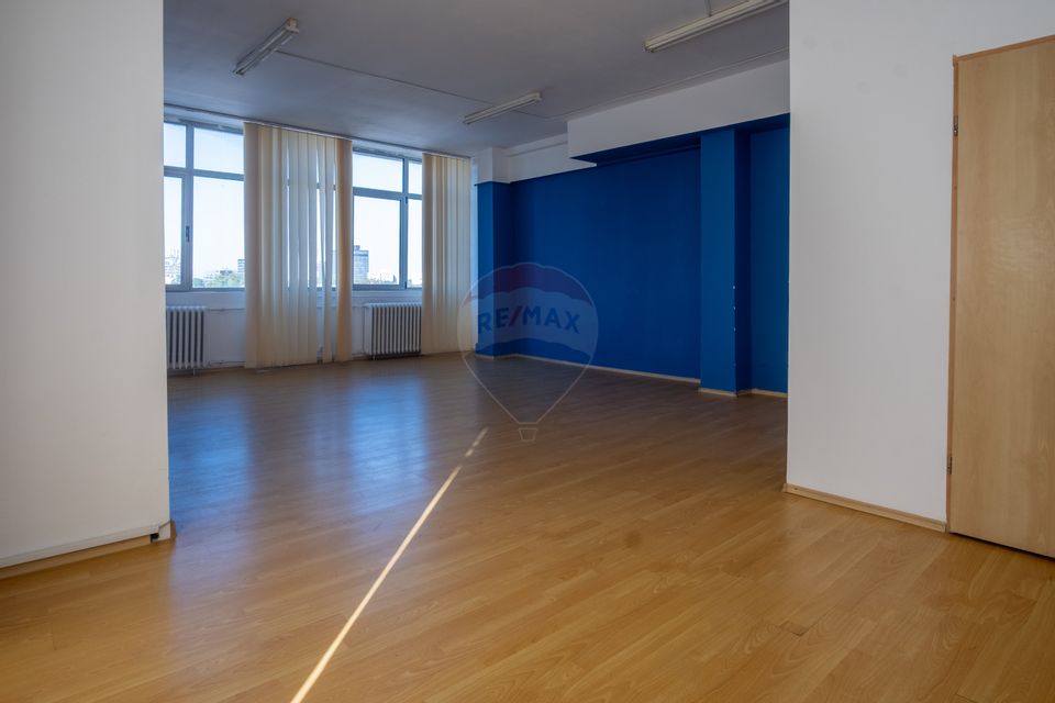 45sq.m Office Space for rent, Semicentral area