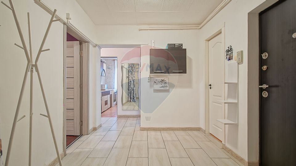Apartament cu 3 camere de închiriat în zona Brasovul Vechi