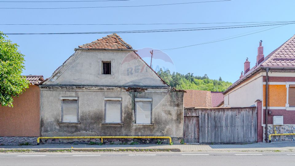 COMISION 0%| CASA DE VANZARE| PERSANI | TEREN 801MP |