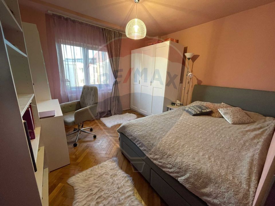 Apartament cu 3 camere de închiriat în zona Manastur