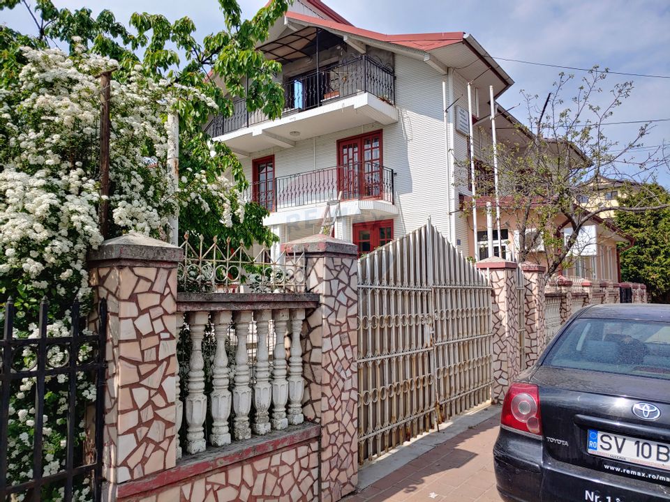 15 room House / Villa for sale, Burdujeni area