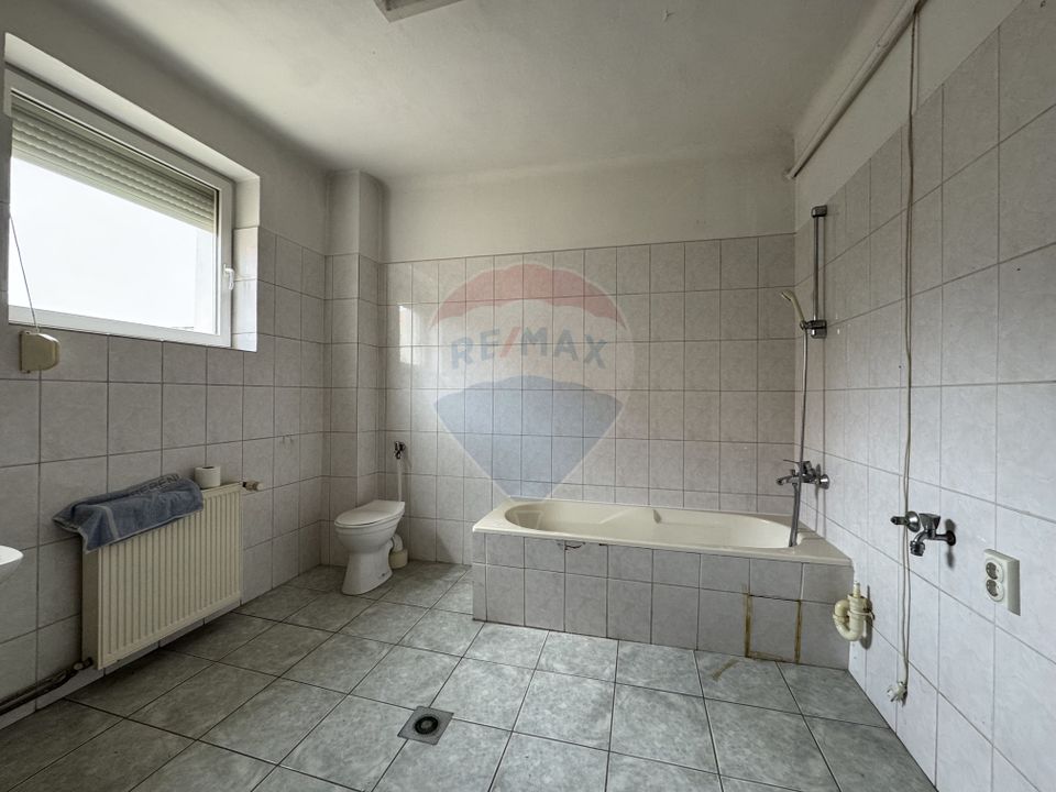 4 room House / Villa for sale, Central area