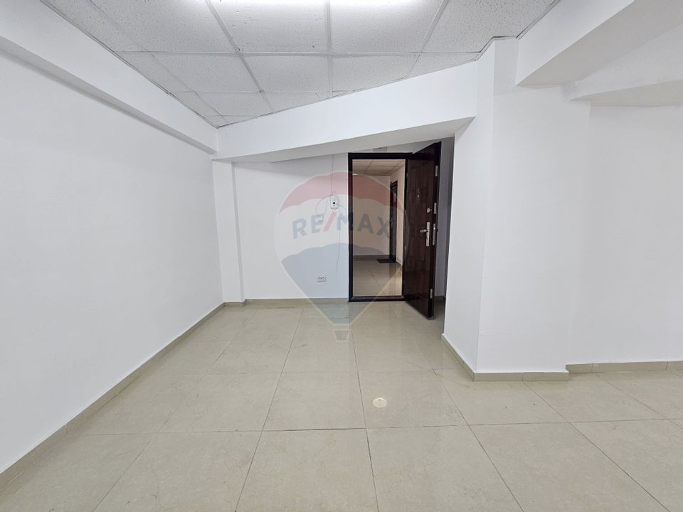 Spațiu de birouri 40 mp zona centralā