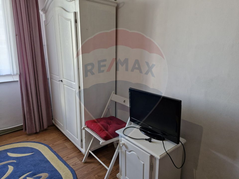 3 room Apartment for rent, Teiul Doamnei area