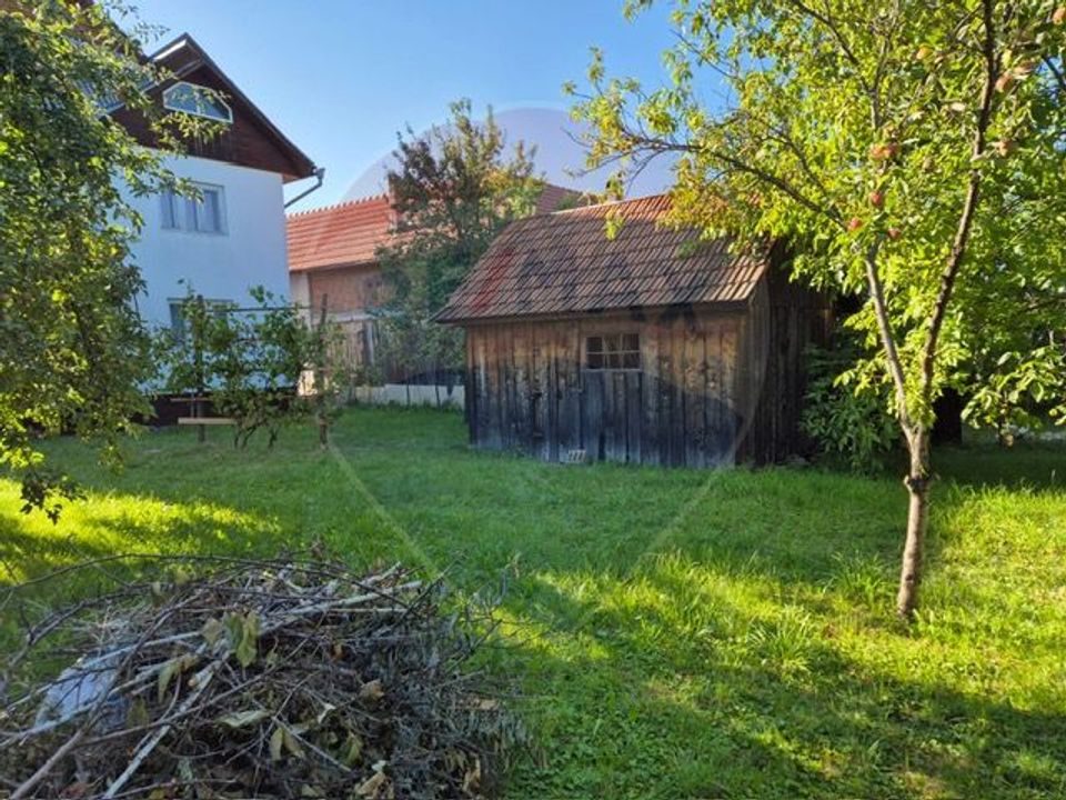 Casă / Vilă cu 6 camere de vânzare