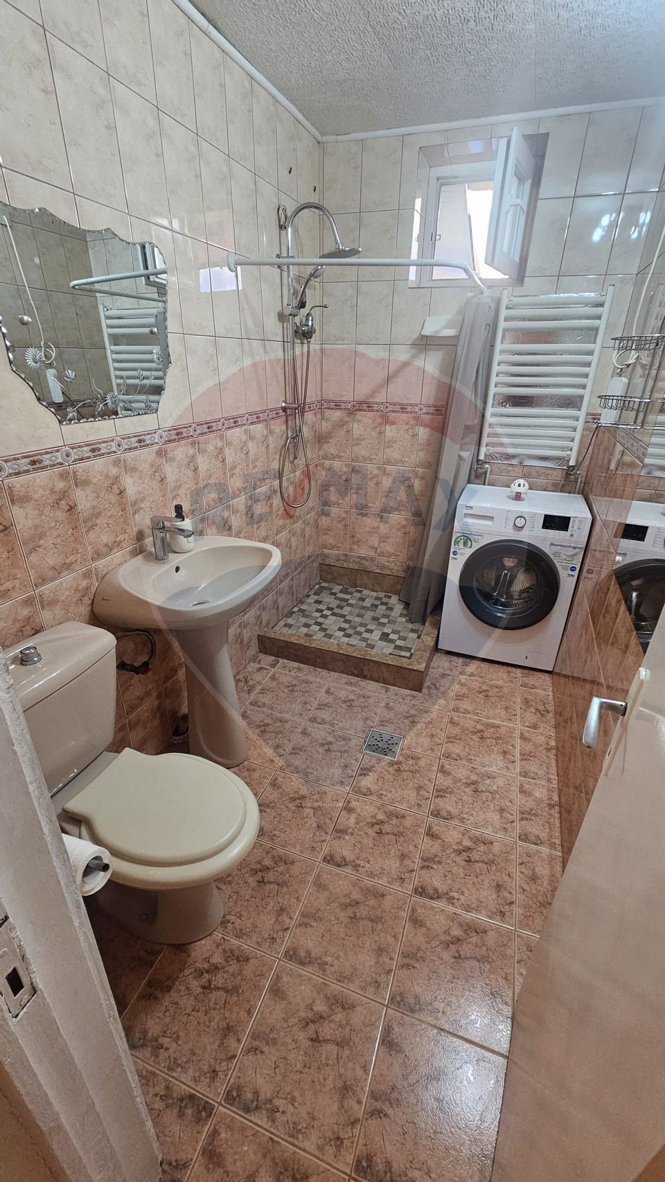3 room Apartment for rent, Brestei area