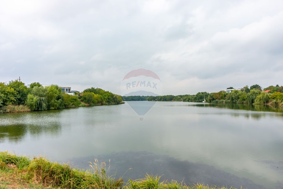 House / Villa in Buftea, all utilities, near the lake, bus, shops