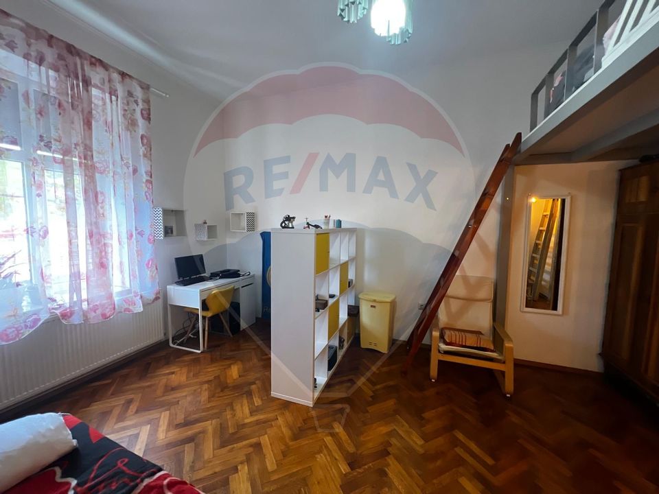 3 room Apartment for sale, Podgoria area