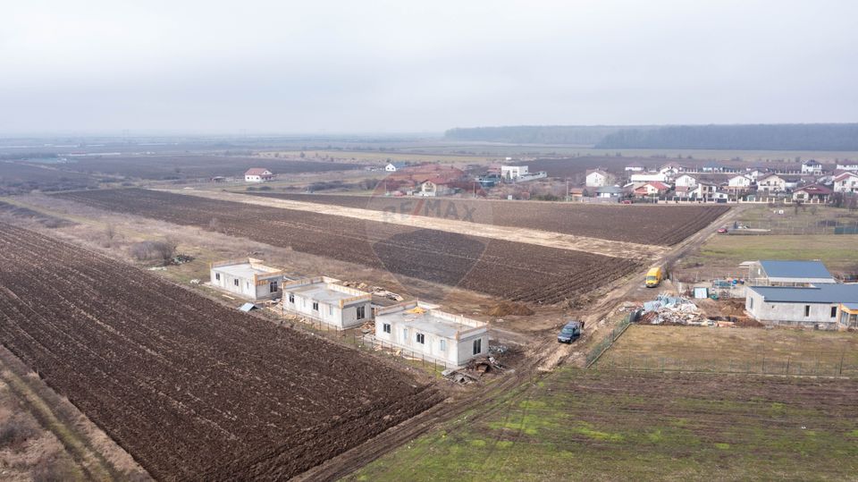 Case noi de vânzare în Săbăreni –3 camere, eficiență și confort modern