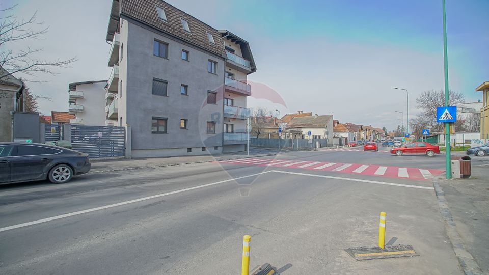 Apartament cu 2 camere de închiriat în zona Brașovul Vechi