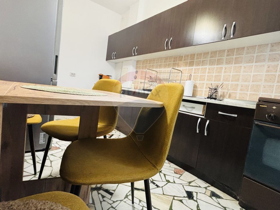 Apartament cu 3 camere de închiriat Eminescu Dacia