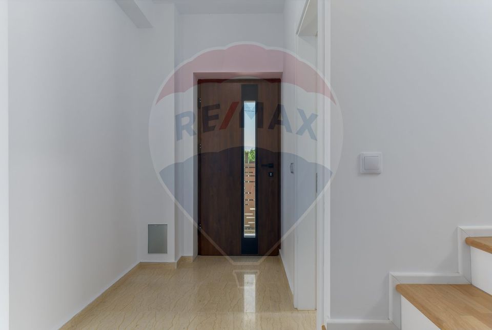 Vilă frumoasa cu 5 camere, 700 mp currte si pompa de caldura - Saftica