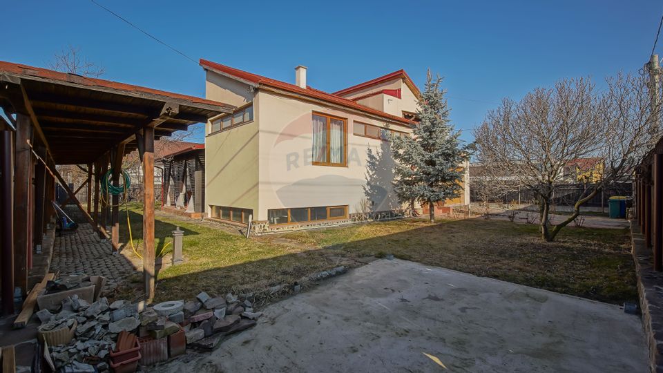 6 room House / Villa for sale