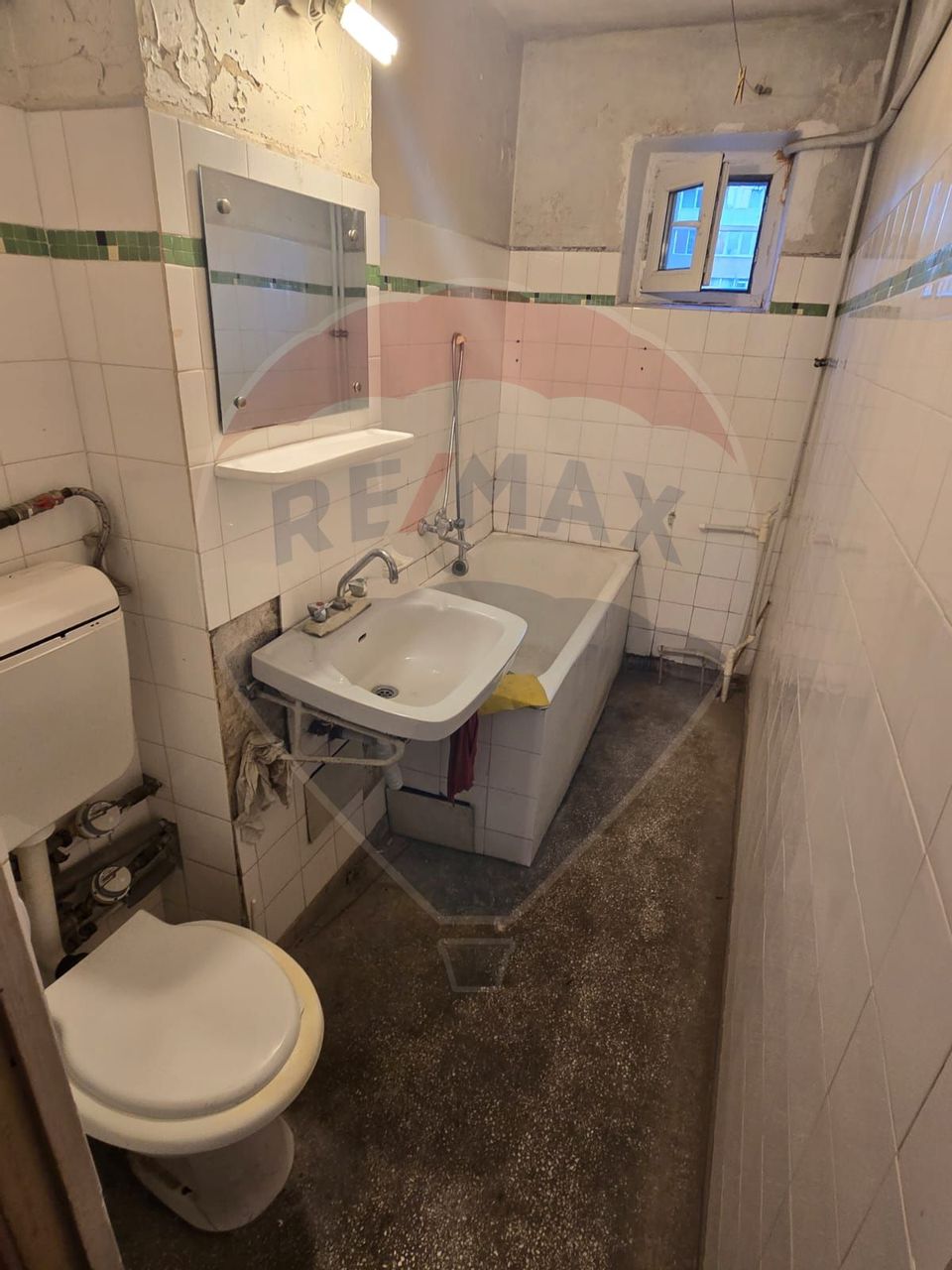 4 room Apartment for sale, 1 Decembrie 1918 area