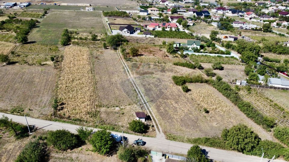 Land 1,014sqm Jorasti / Strada Viilor