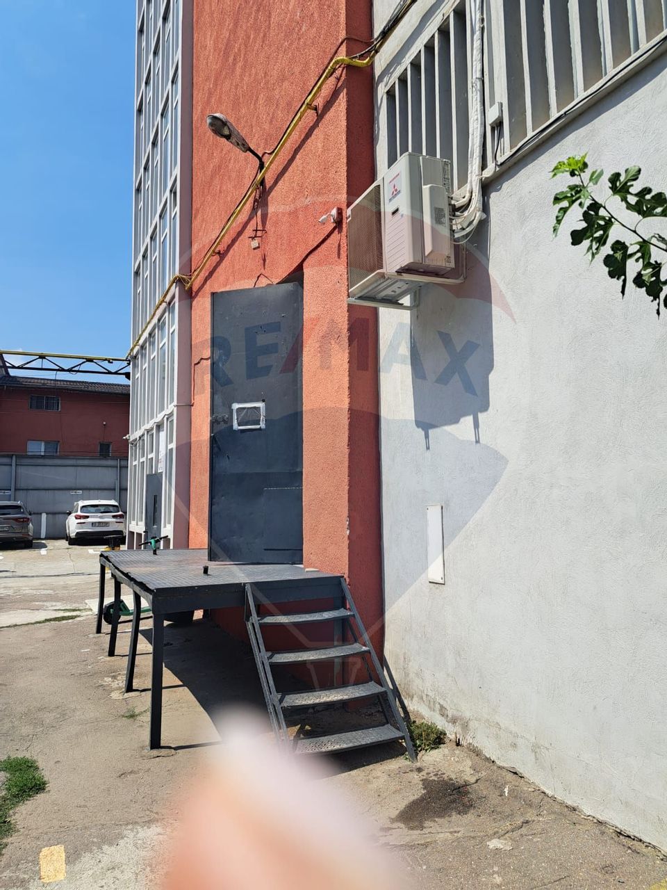 Spatiu multifunctional parter 216 mp Baicului platforma industriala